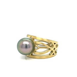 Flower and Vine with Tahitian Pearl