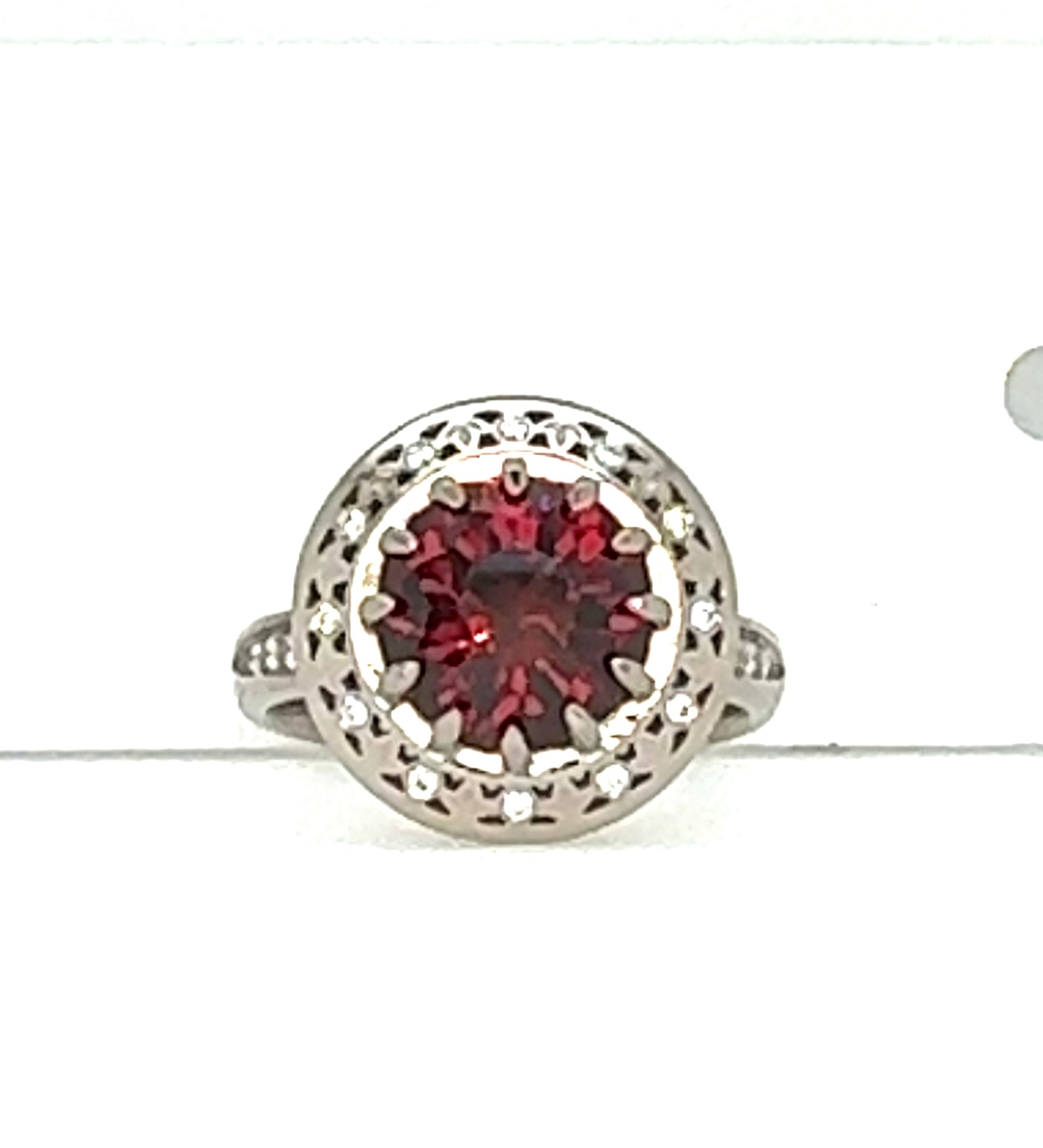 Umbalite Garnet Tulip basket ring