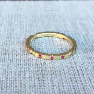 18k Pink Sapphire Square stack ring